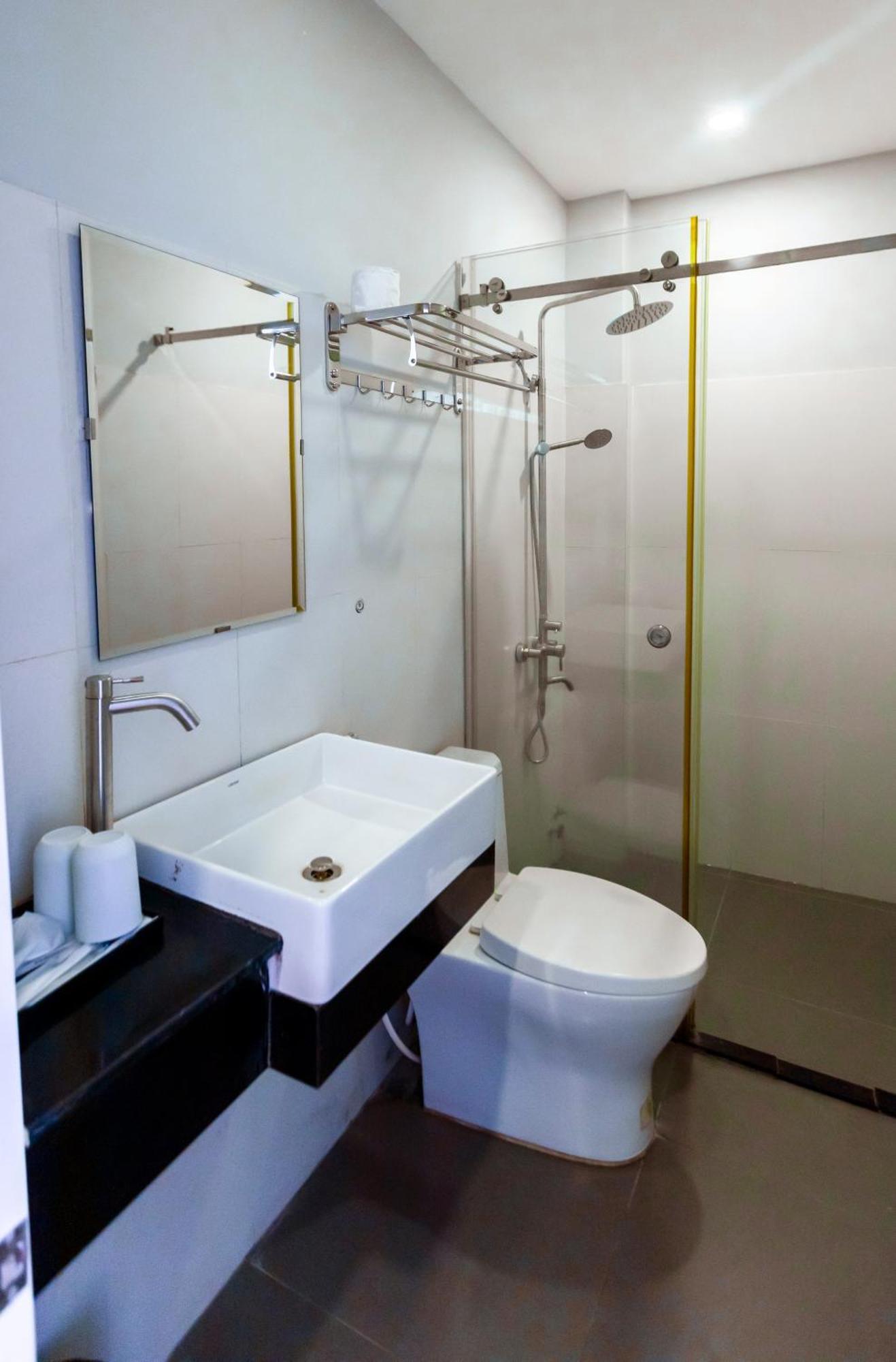 Cosmos Hotel Nha Trang By Ht Exterior foto