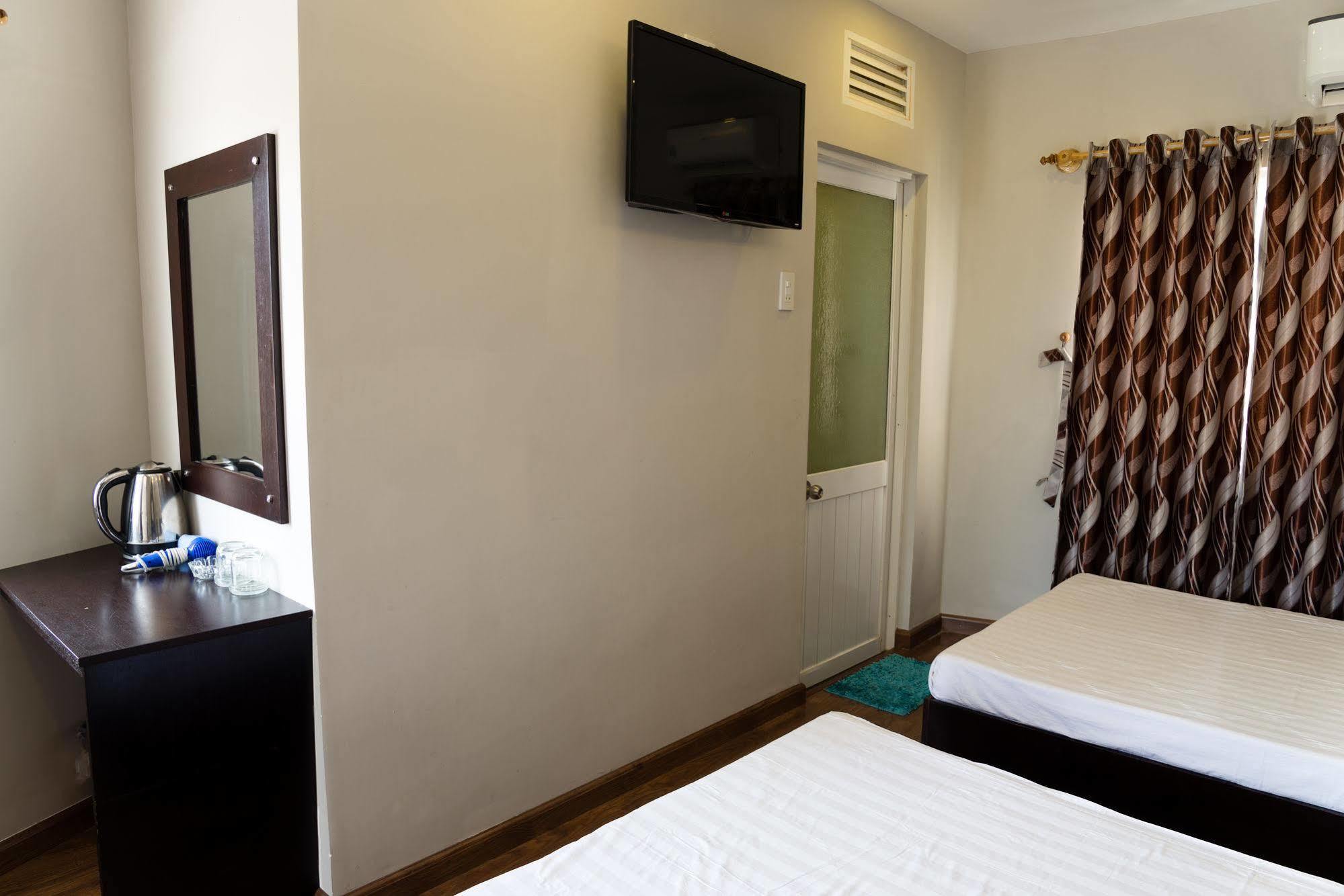 Cosmos Hotel Nha Trang By Ht Exterior foto